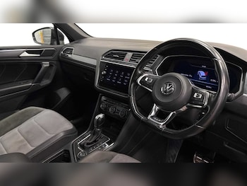 Used Volkswagen Tiguan 2018 for sale - 77397322: Photo
