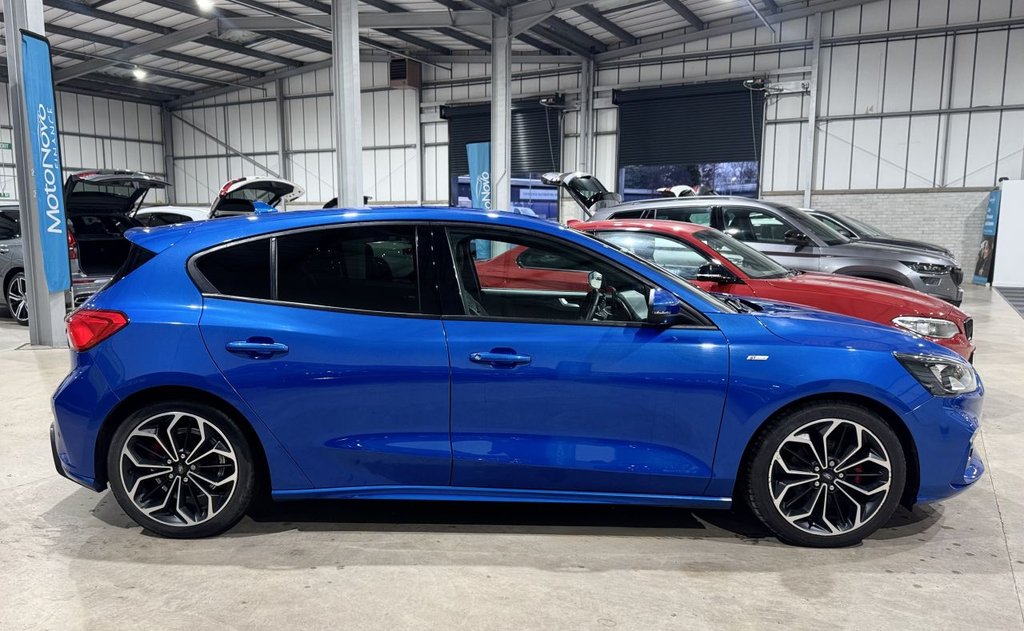 Used Ford Focus 2019 for sale - 77328470: Photo 2