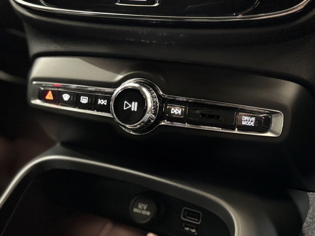 Used Volvo XC40 2022 for sale - 77413449: Photo 30