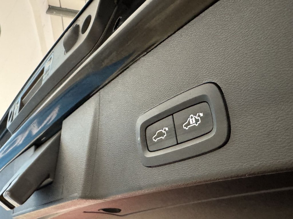 Used Volvo XC40 2022 for sale - 77413449: Photo 36