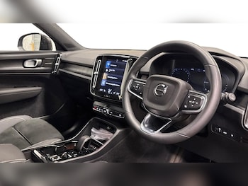 Used Volvo XC40 2022 for sale - 77413449: Photo