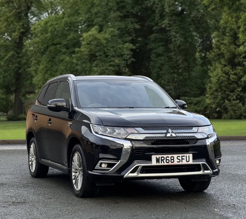 Used Mitsubishi Outlander 2018 for sale - 76605012: Photo 1