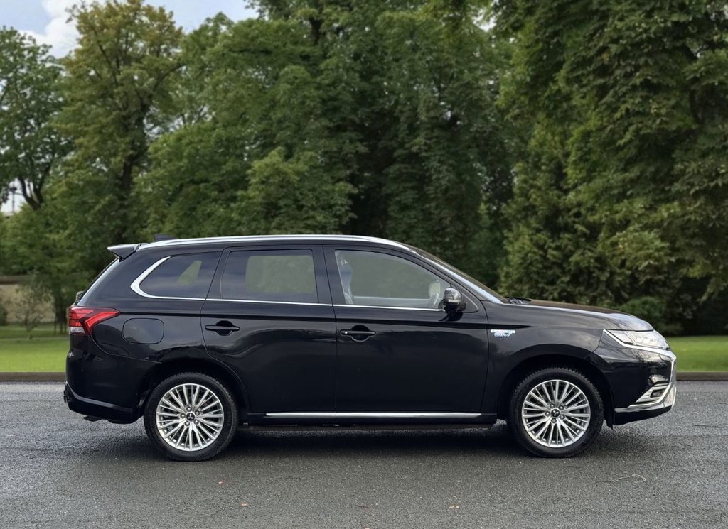 Used Mitsubishi Outlander 2018 for sale - 76605012: Photo 3