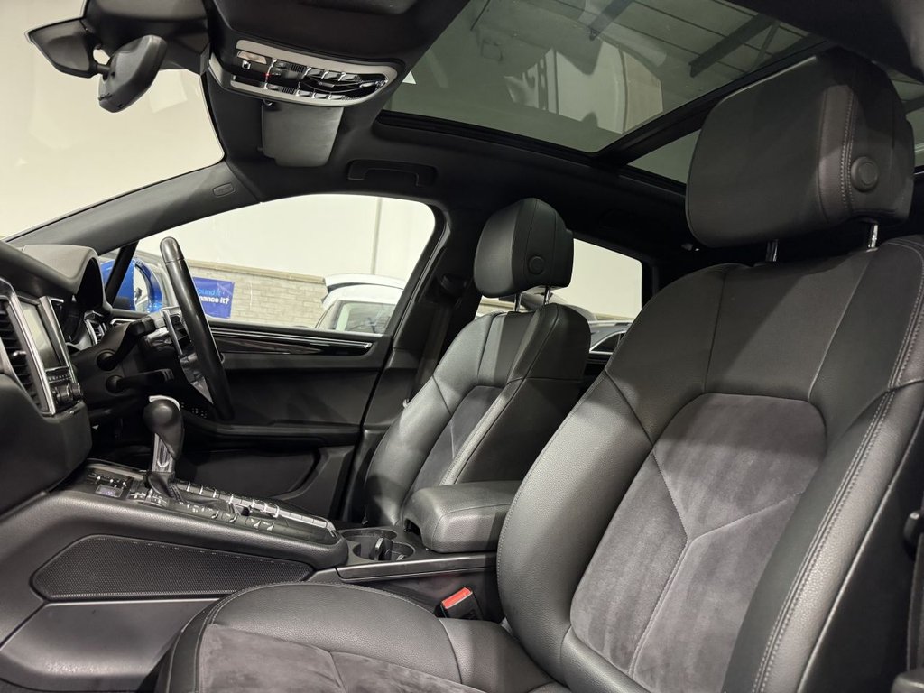 Used Porsche Macan 2014 for sale - 76210584: Photo 14