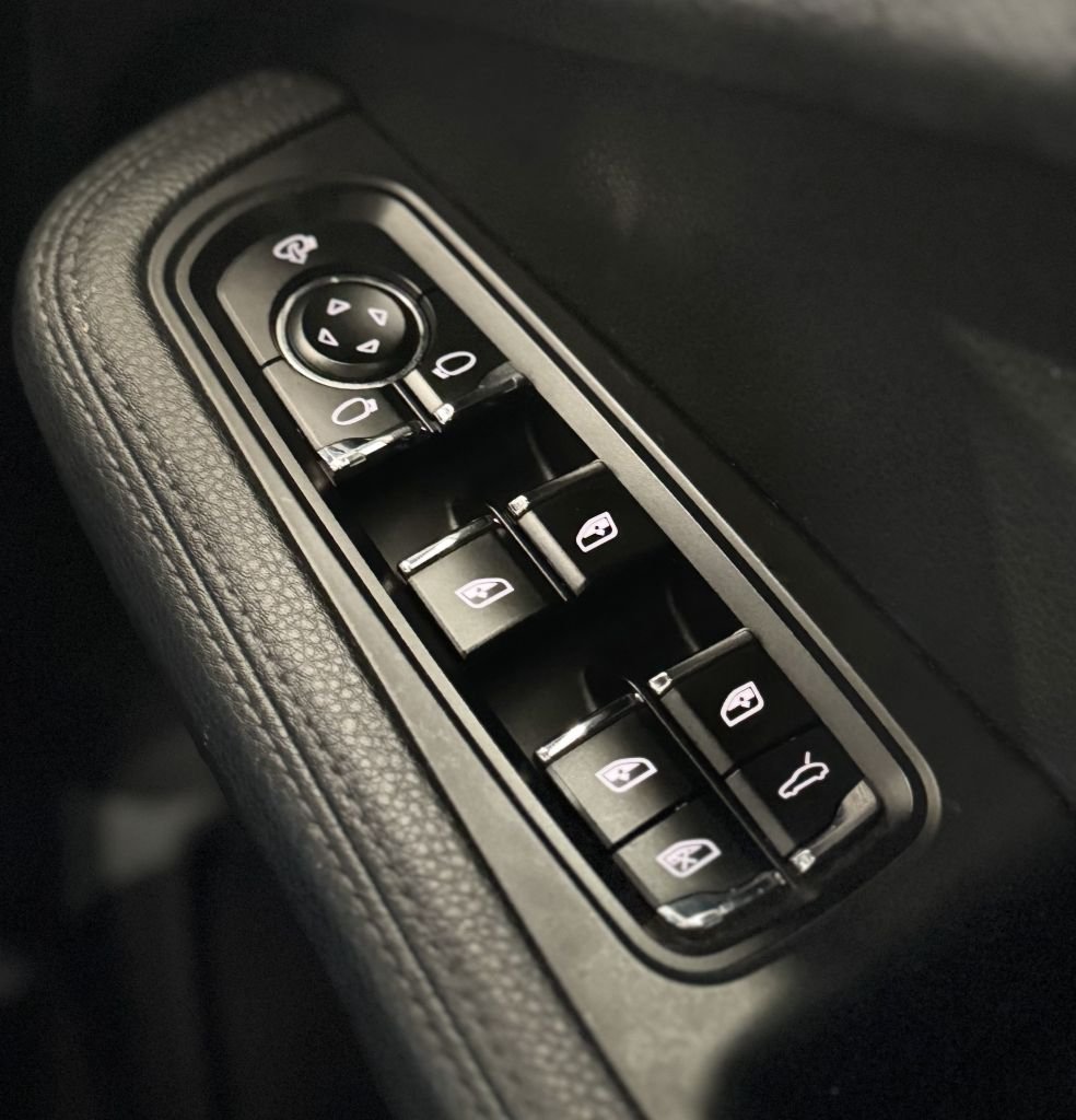 Used Porsche Macan 2014 for sale - 76210584: Photo 15