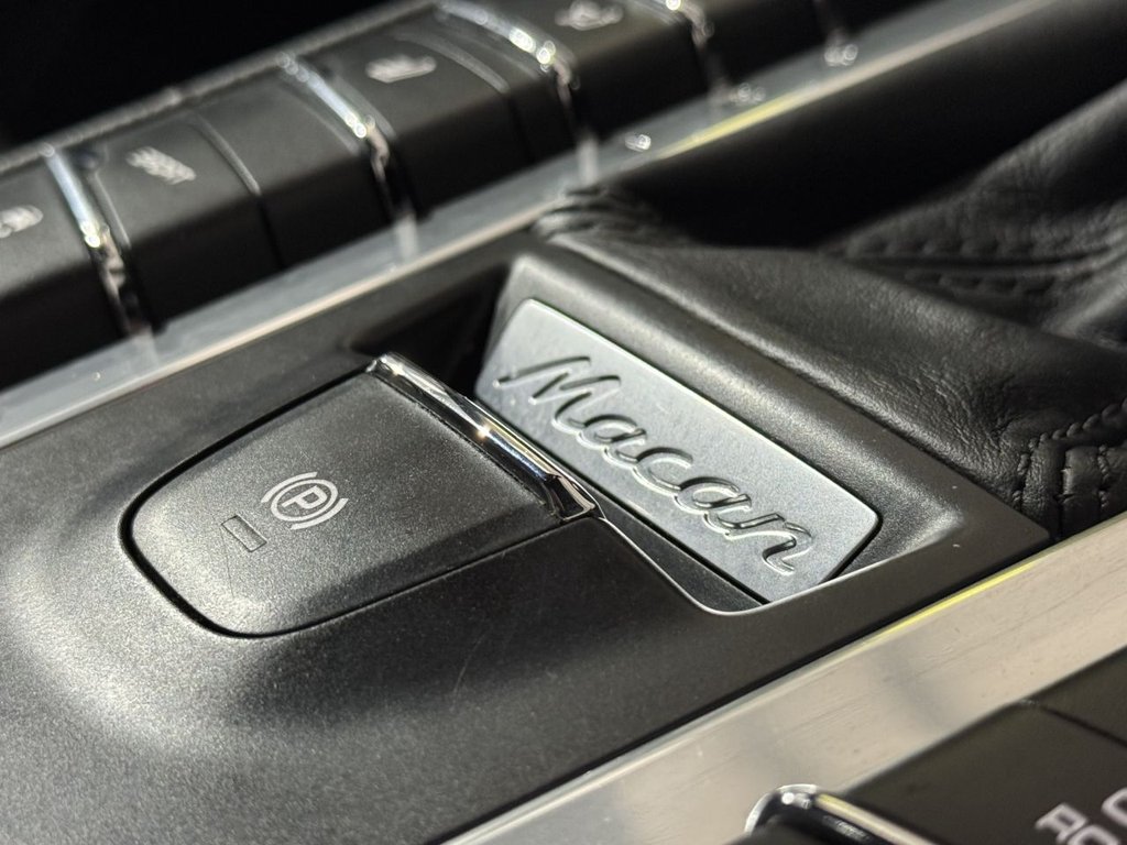 Used Porsche Macan 2014 for sale - 76210584: Photo 30