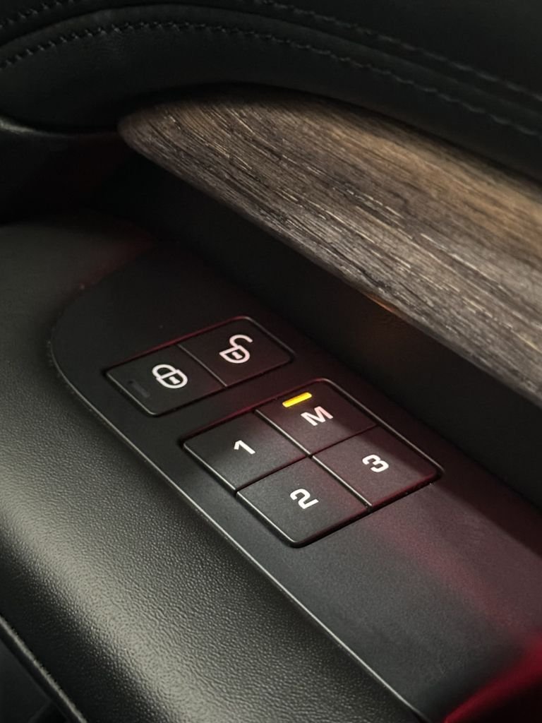 Used Land Rover Discovery 2017 for sale - 78002615: Photo 15