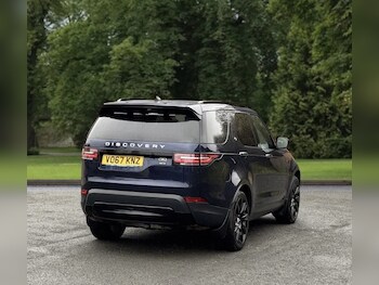 Used Land Rover Discovery 2017 for sale - 78002615: Photo