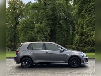 Used Volkswagen Golf 2018 for sale - 77328037: Photo