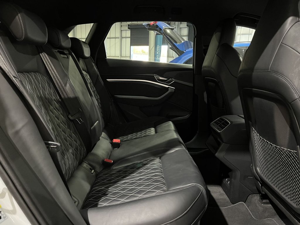 Used Audi e-tron S 2022 for sale - 77089304: Photo 17