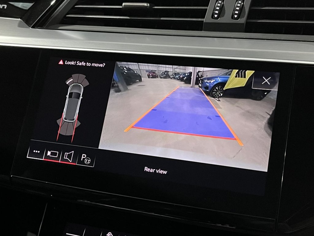 Used Audi e-tron S 2022 for sale - 77089304: Photo 29