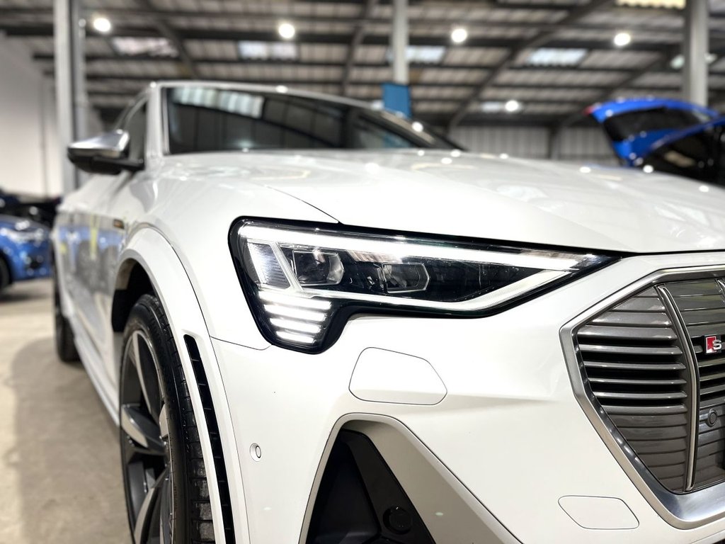 Used Audi e-tron S 2022 for sale - 77089304: Photo 8