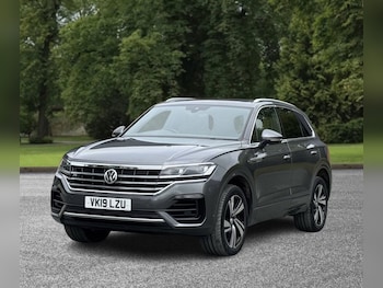 Used Volkswagen Touareg 2019 for sale - 78887785: Photo