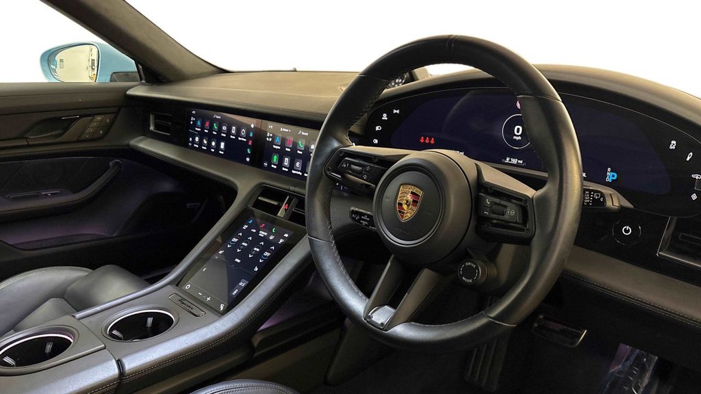 Used Porsche Taycan 2022 for sale - 77667445: Photo 4