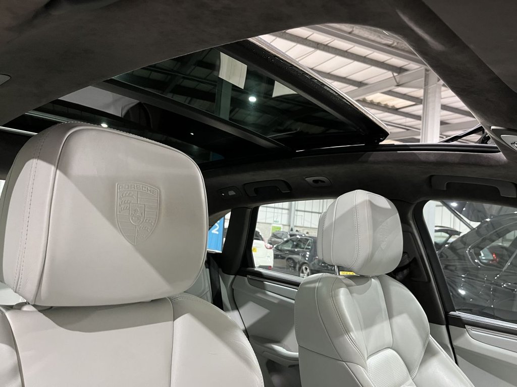 Used Porsche Macan 2016 for sale - 76496253: Photo 12