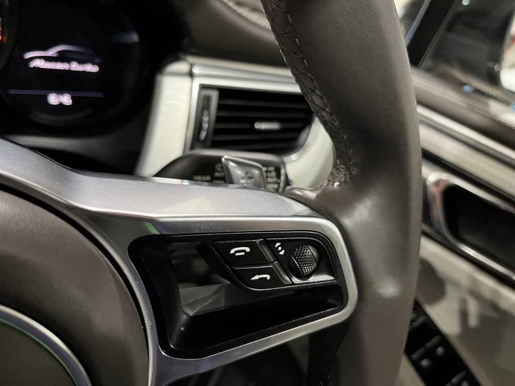 Used Porsche Macan 2016 for sale - 76496253: Photo 21