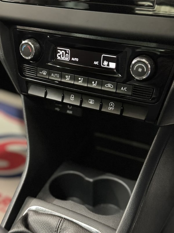 Used Skoda Rapid Spaceback 2016 for sale - 76074183: Photo 25