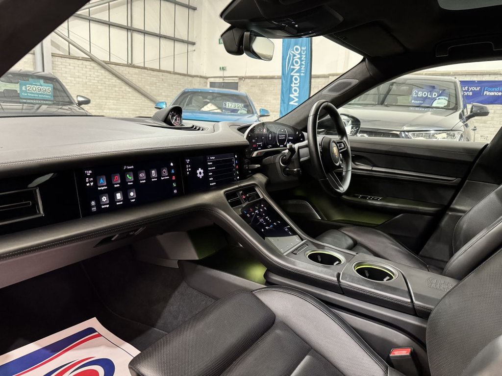 Used Porsche Taycan 2020 for sale - 76162981: Photo 13