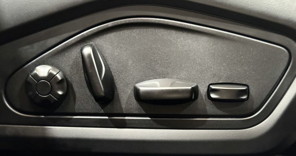 Used Porsche Taycan 2020 for sale - 76162981: Photo 15