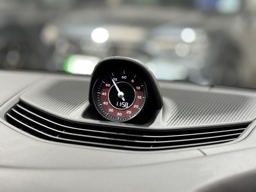 Used Porsche Taycan 2020 for sale - 76162981: Photo 26