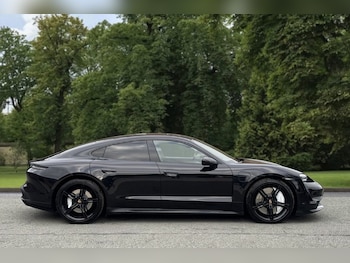 Used Porsche Taycan 2020 for sale - 76162981: Photo