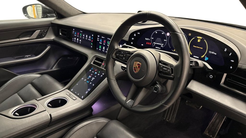 Used Porsche Taycan 2020 for sale - 76162981: Photo 4