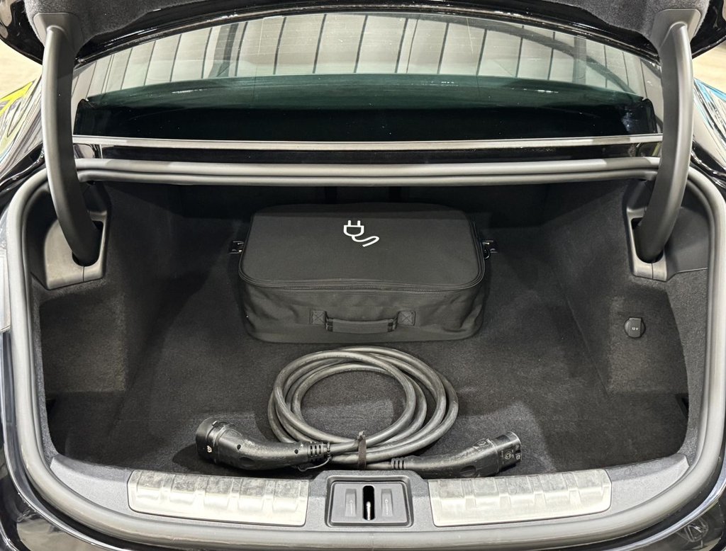 Used Porsche Taycan 2020 for sale - 76162981: Photo 46