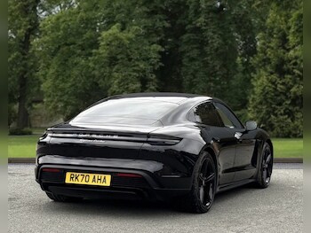 Used Porsche Taycan 2020 for sale - 76162981: Photo