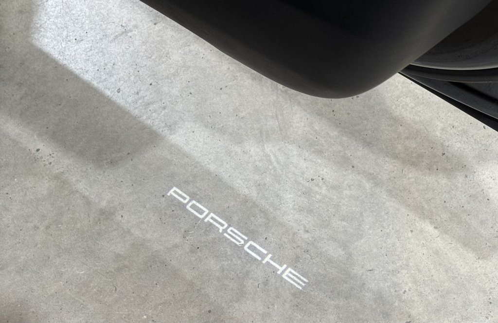 Used Porsche Taycan 2020 for sale - 76162981: Photo 8