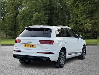 Used Audi Q7 2015 for sale - 79409007: Photo