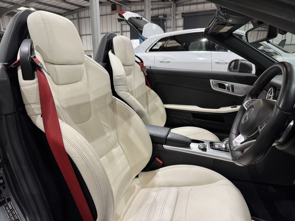 Used Mercedes-Benz SLC 2016 for sale - 77681023: Photo 10