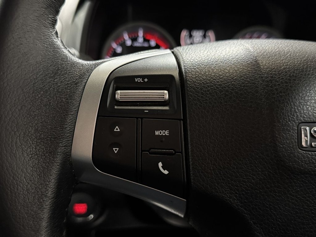 Used Isuzu D-Max 2017 for sale - 77765552: Photo 17