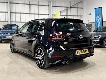 Used Volkswagen Golf 2018 for sale - 79178640: Photo