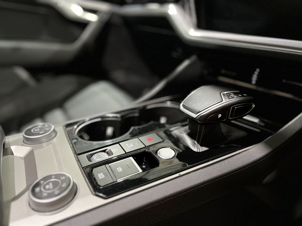 Used Volkswagen Touareg 2021 for sale - 77792418: Photo 38