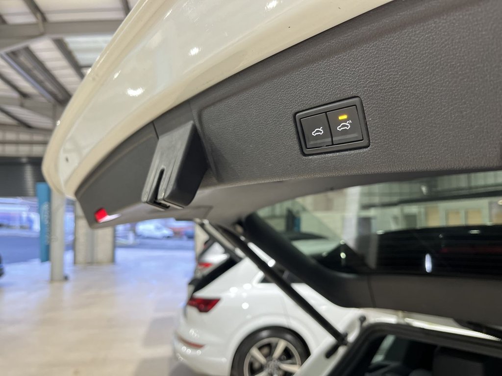 Used Volkswagen Touareg 2021 for sale - 77792418: Photo 46