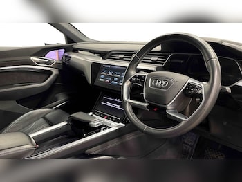 Used Audi e-tron 2020 for sale - 78418442: Photo