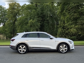 Used Audi e-tron 2020 for sale - 77048772: Photo