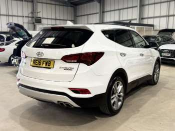 Used Hyundai Santa Fe 2016 for sale - 74866133: Photo