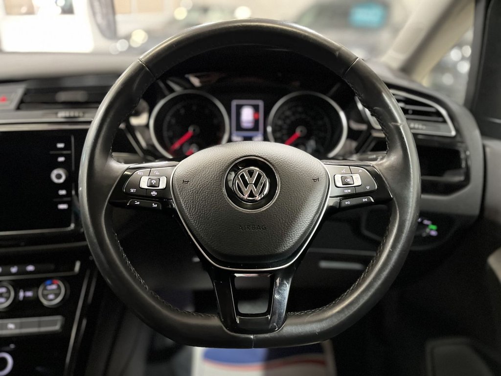 Used Volkswagen Touran 2019 for sale - 77655338: Photo 15