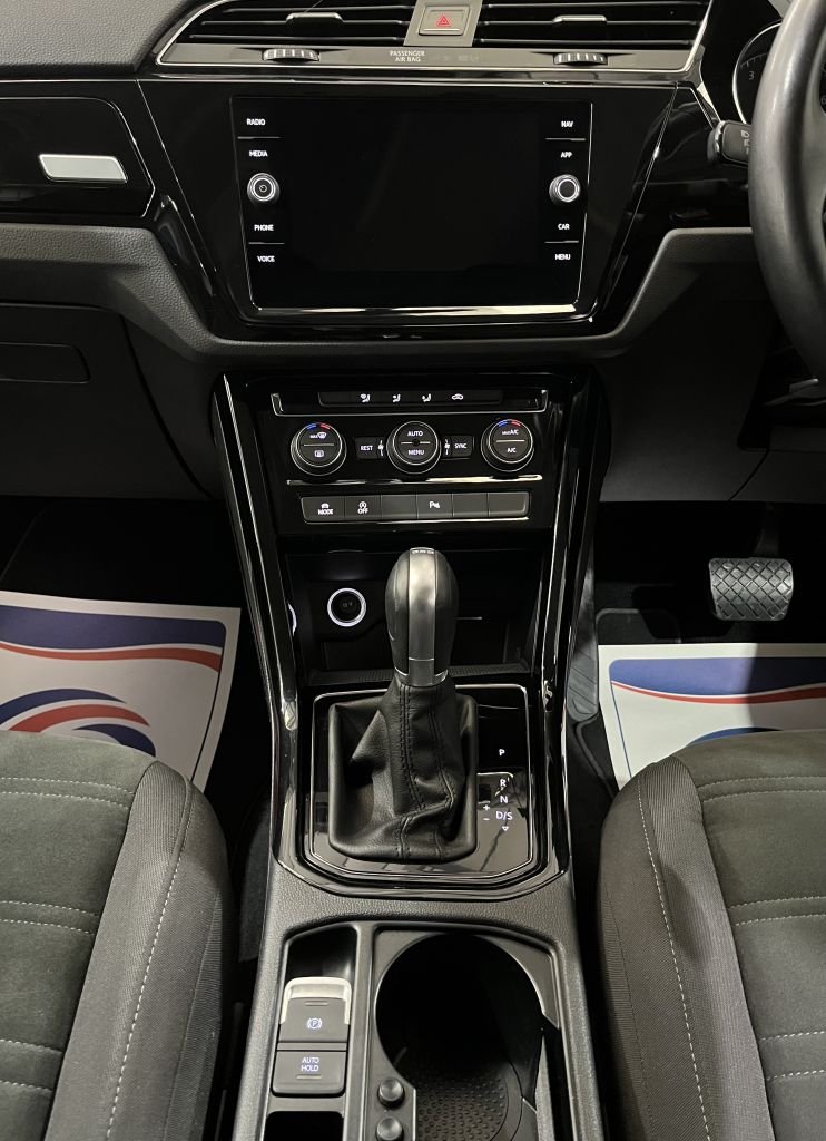 Used Volkswagen Touran 2019 for sale - 77655338: Photo 24