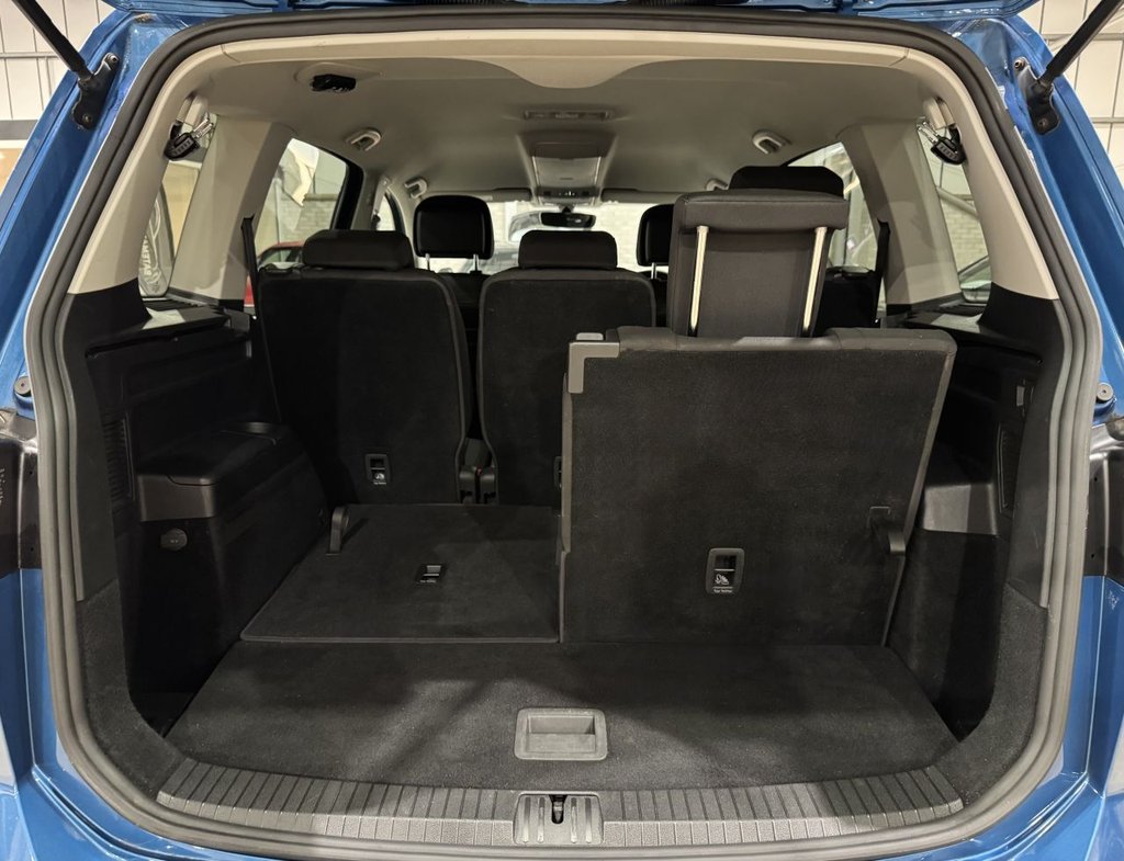 Used Volkswagen Touran 2019 for sale - 77655338: Photo 41