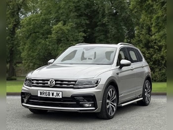 Used Volkswagen Tiguan 2018 for sale - 76256583: Photo 2