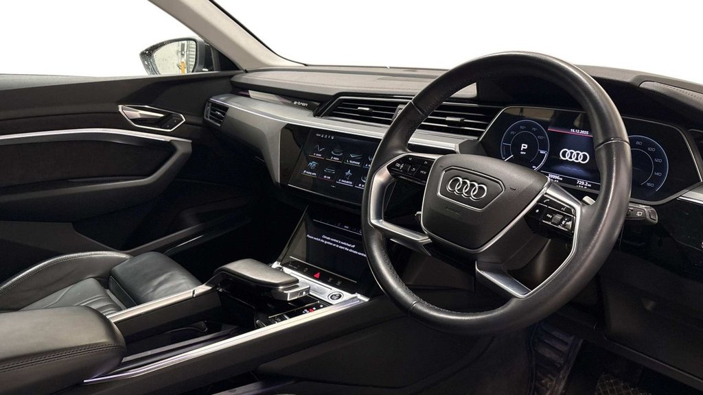 Used Audi e-tron 2021 for sale - 77401346: Photo 4