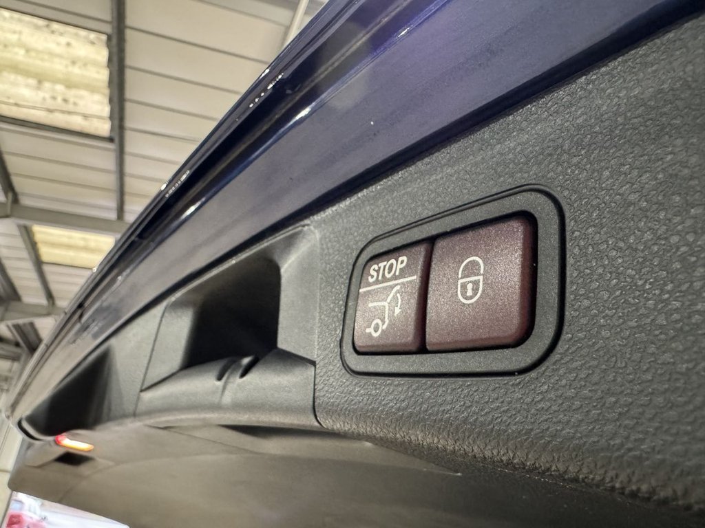 Used Mercedes-Benz C Class 2017 for sale - 77850349: Photo 39