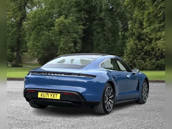 Used Porsche Taycan 2021 for sale - 79141960: Photo