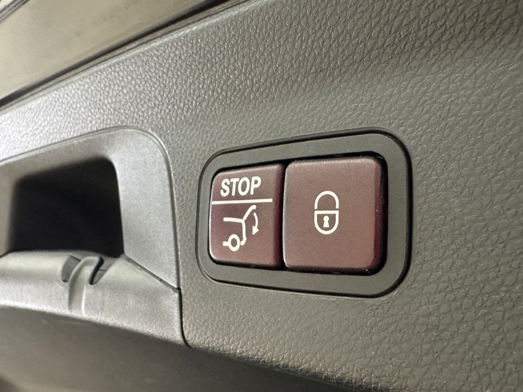 Used Mercedes-Benz GLC 2017 for sale - 76147888: Photo 42