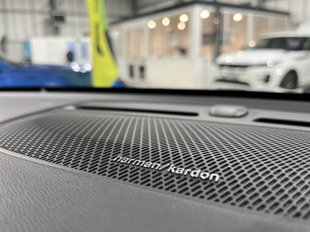 Used Volvo XC40 2018 for sale - 77111072: Photo 24