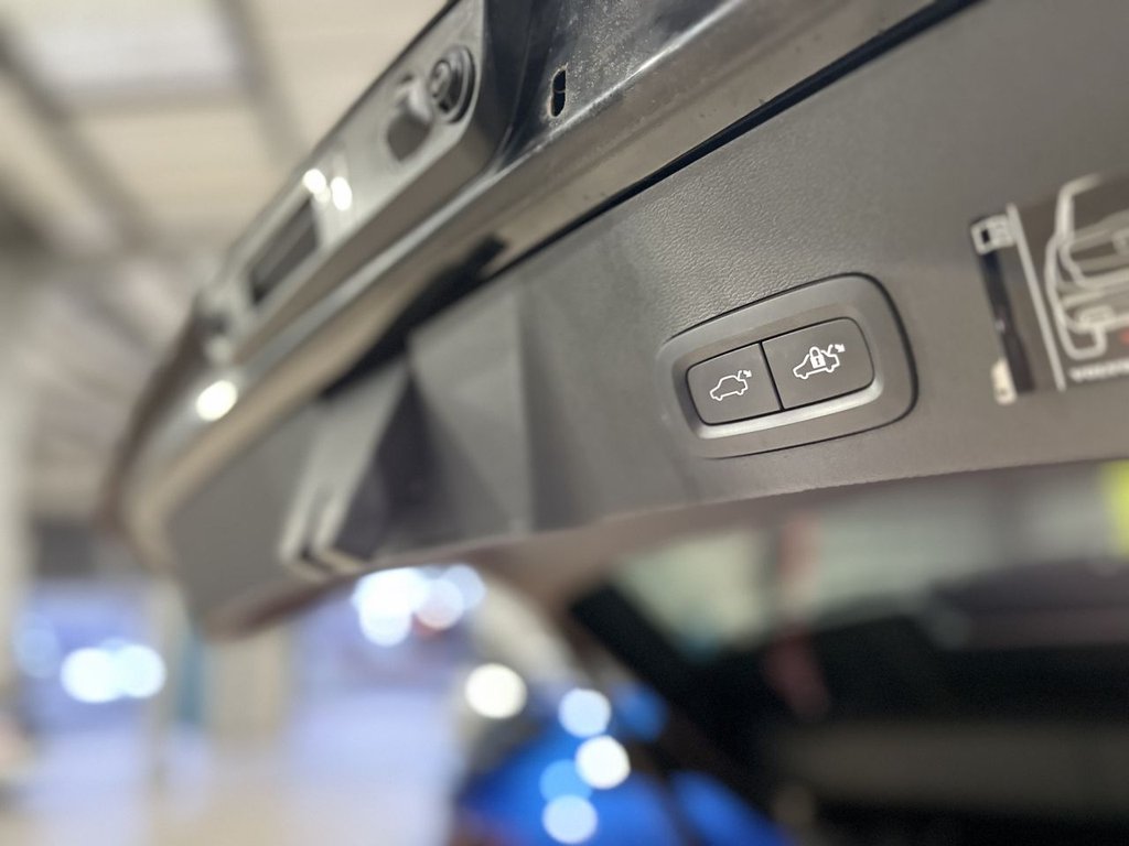 Used Volvo XC40 2018 for sale - 77111072: Photo 41