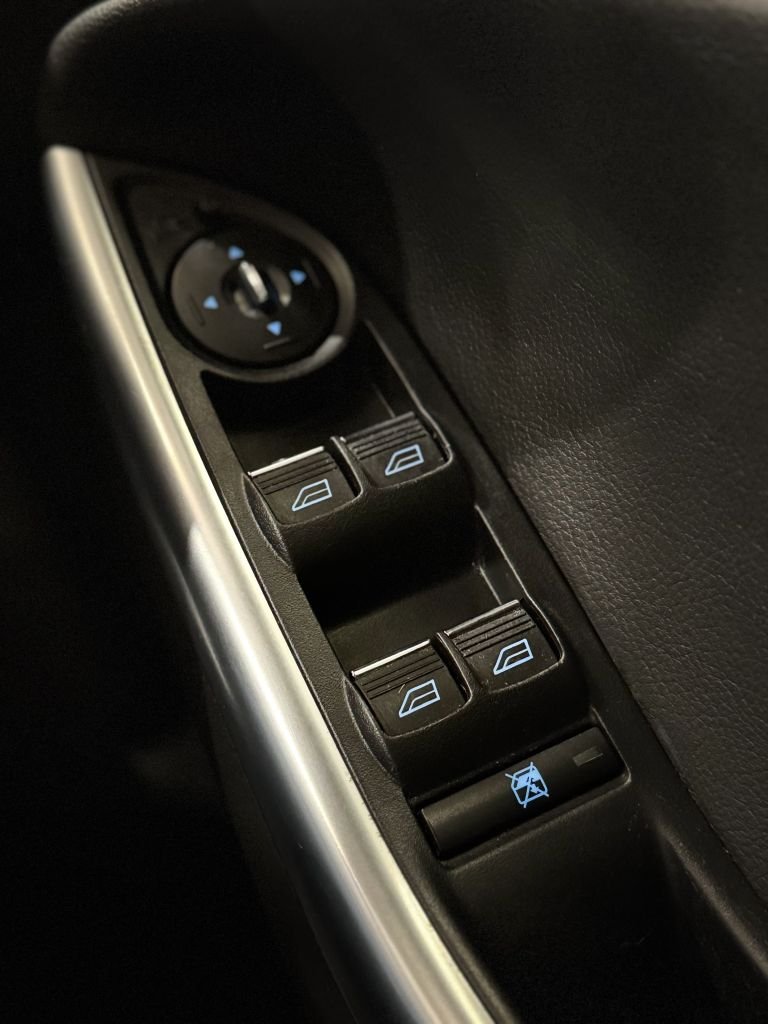 Used Ford Focus 2013 for sale - 77038306: Photo 16