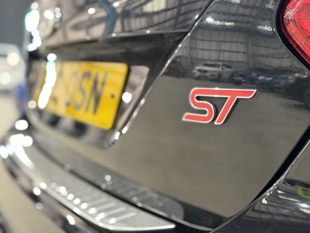 Used Ford Focus 2013 for sale - 77038306: Photo 9